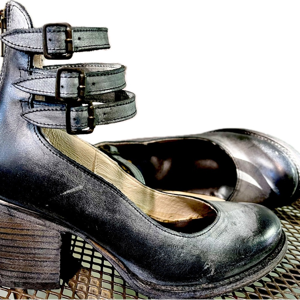 Freebird Randi black/gray size 7 leather shoes